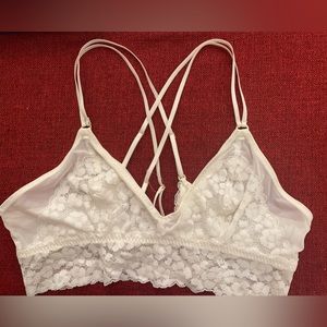 New Aerie White Lacey Bralette Lingerie Bra size L